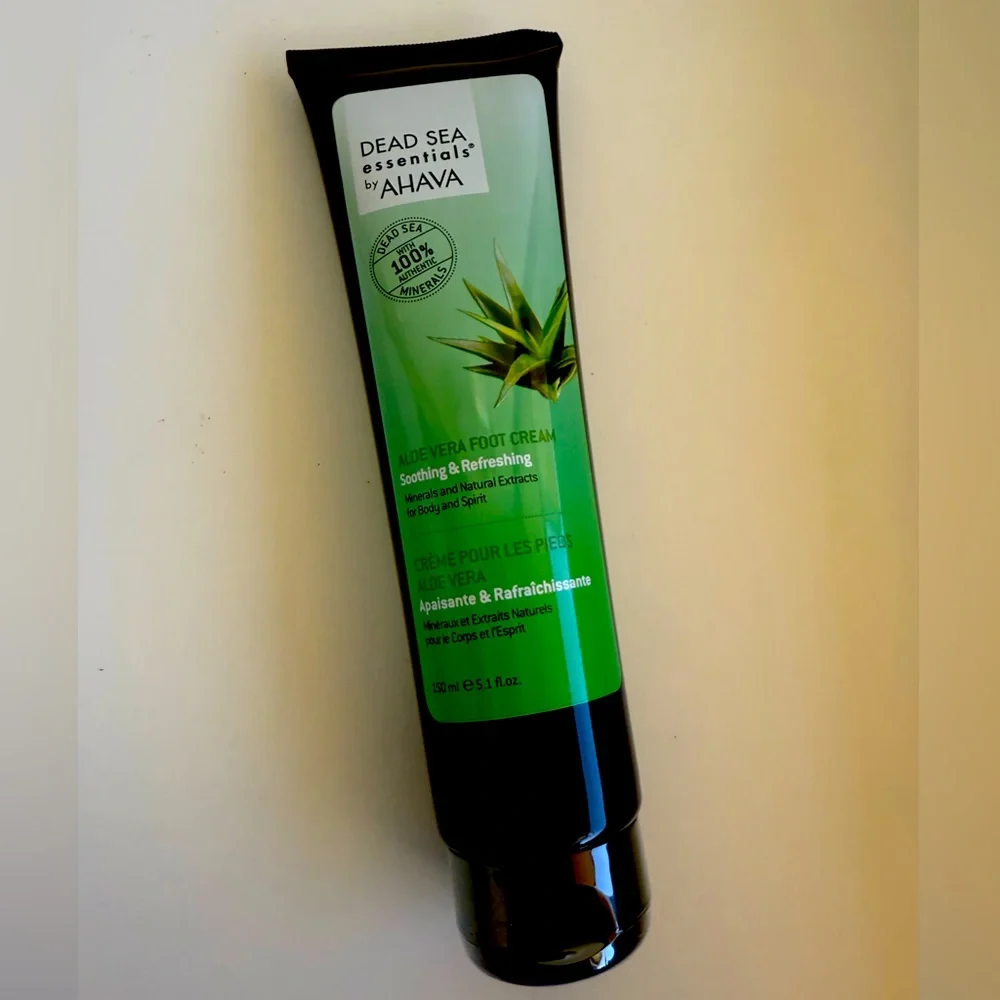 AHAVA Aloe Vera Foot Cream Dead Sea Essentials Soothing & Refreshing Moisture